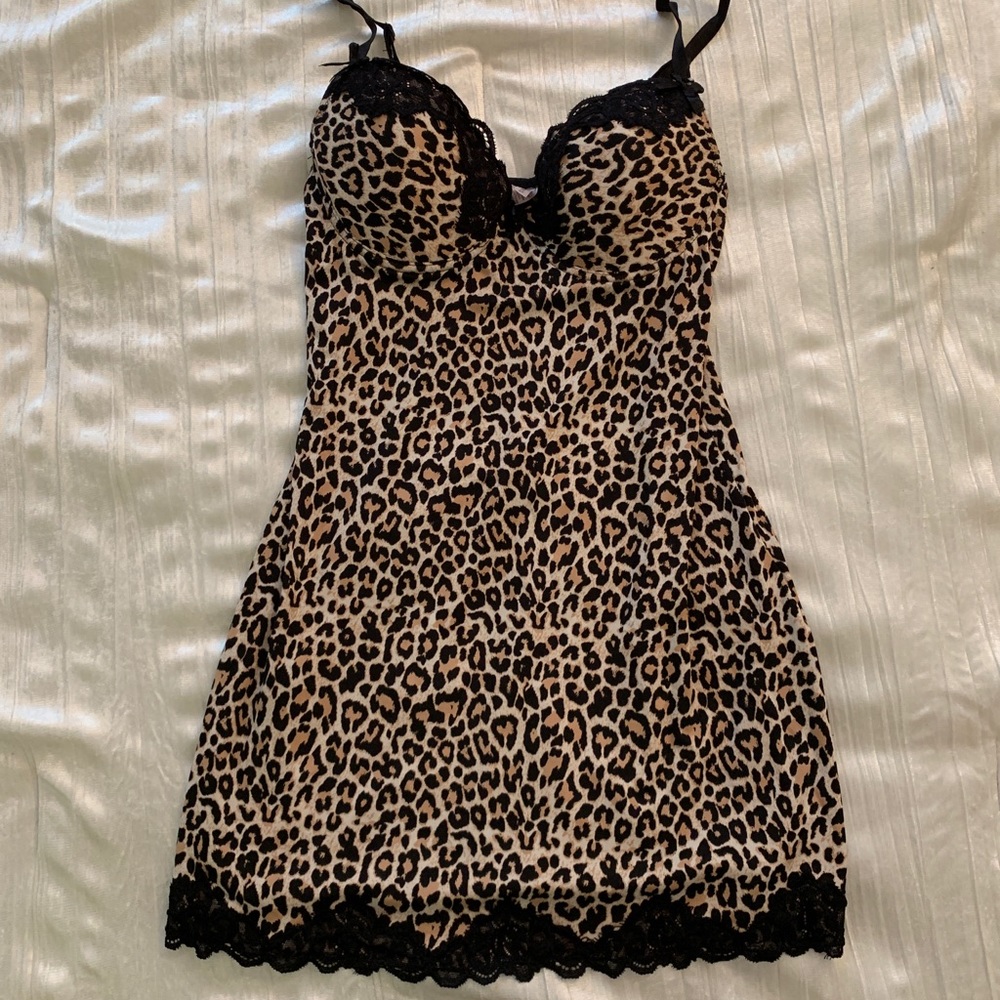 Leopard small and sexy slip!
